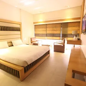 Landmark Hotel