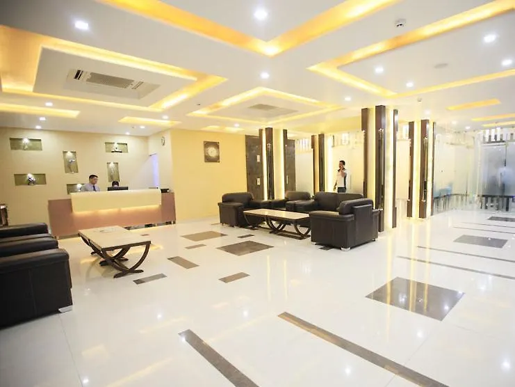 Neo Classic Hotel Chandigarh